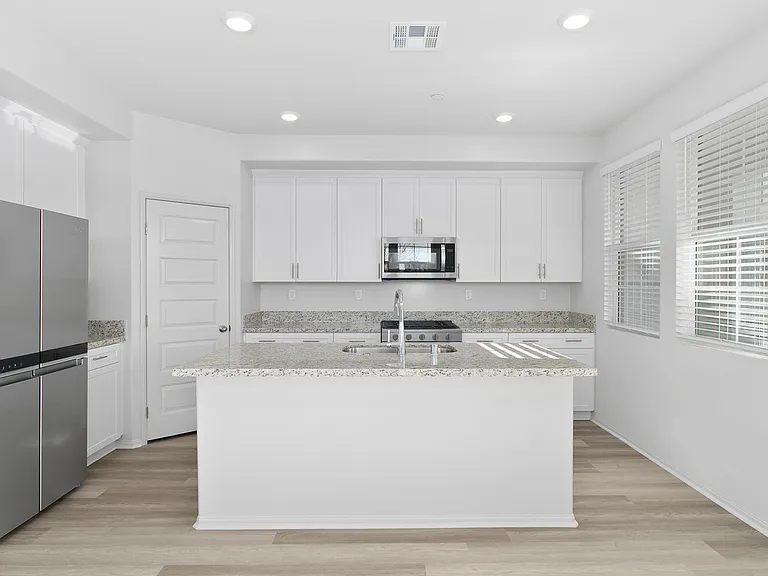 28184 Melrose Dr #183 — Photo 15