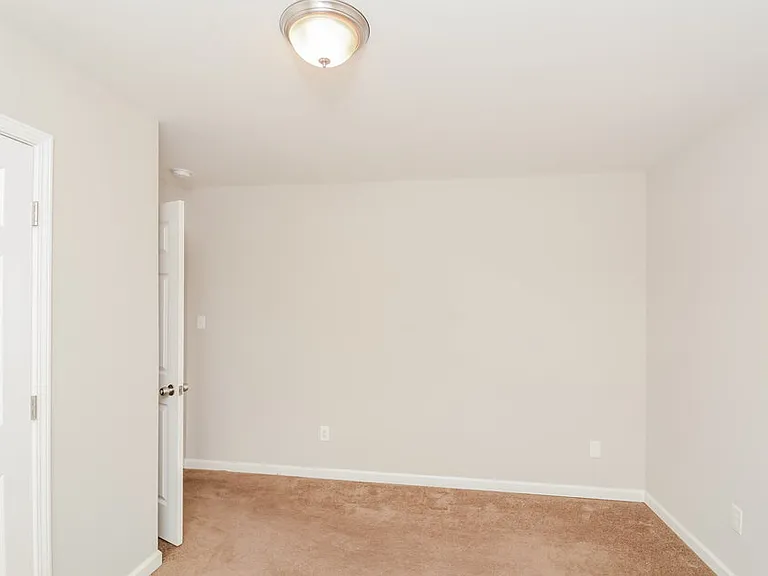 3729 Chancellorsville Ct — Photo 11