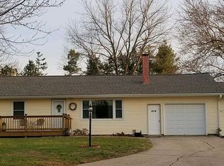 404 E 4th St, Blue Rapids, KS 66411