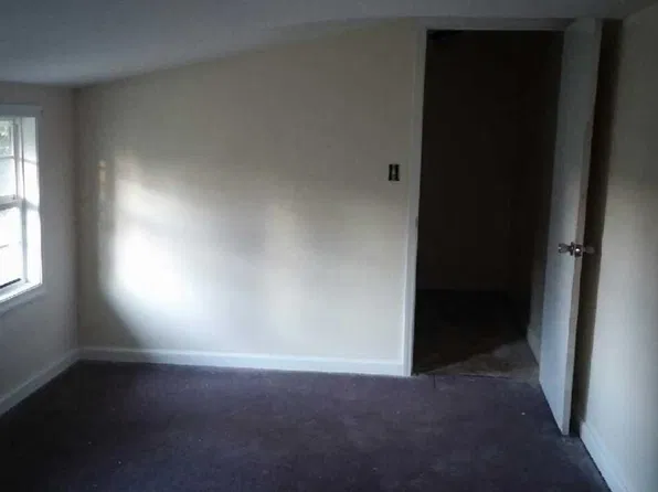 129 Griswald Cir, Spartanburg, SC 29302