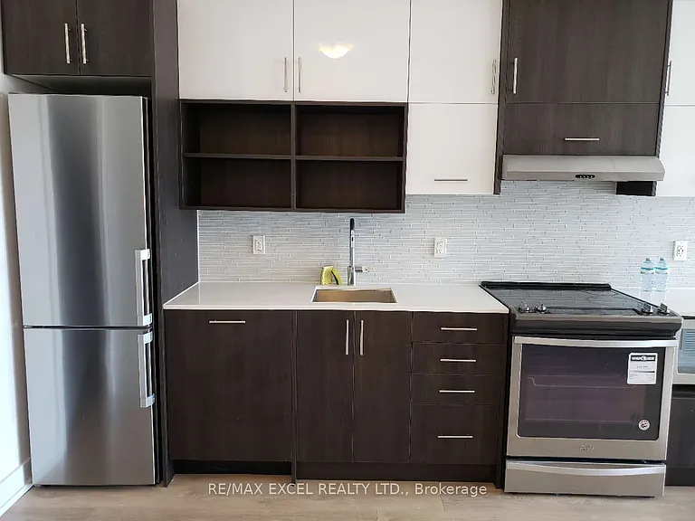 150 Fairview Mall Dr #212 — Photo 8