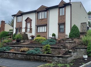 67 Curry Rd, Cranston, RI 02920