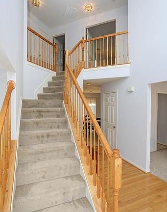 4th image of 7811 Alloway Ln