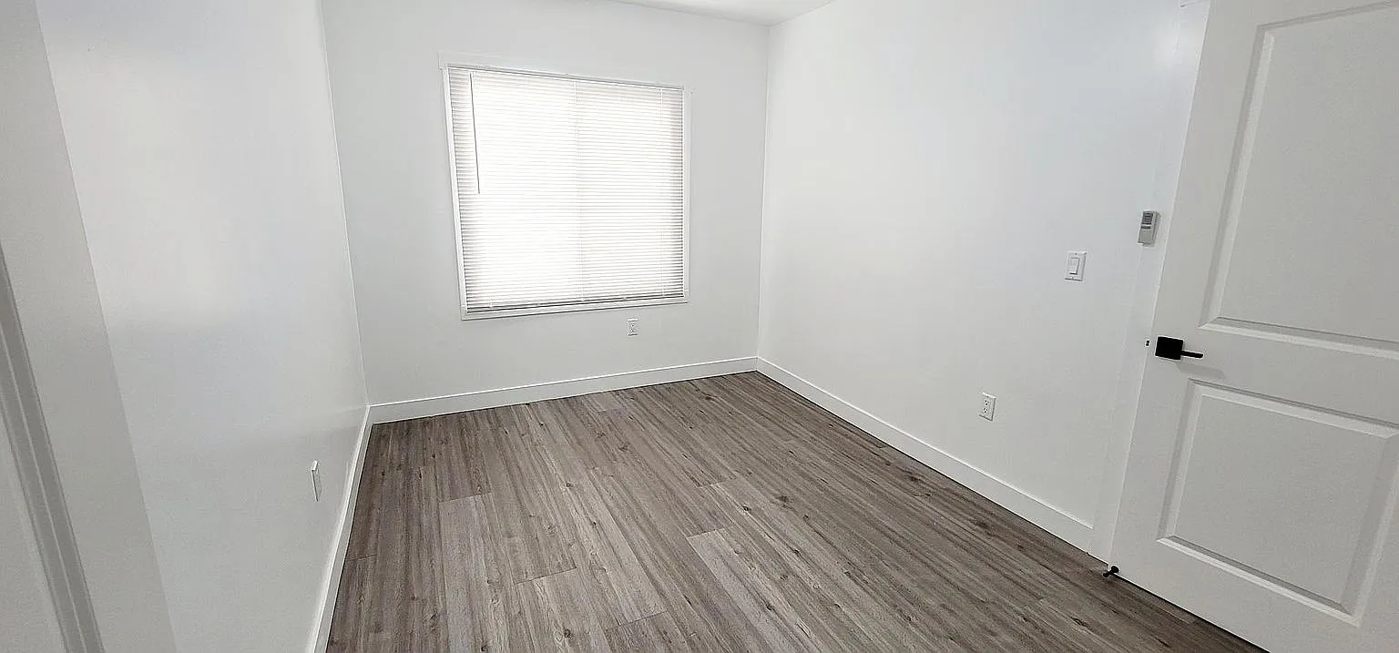 2 bed, 800 sqft, $2,950 — Photo 4