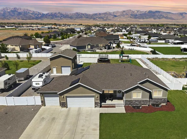 664 S Saddle Rd, Grantsville, UT 84029