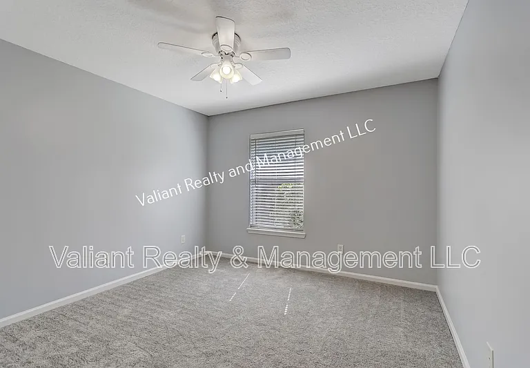 12197 Ripken Cir N — Photo 37