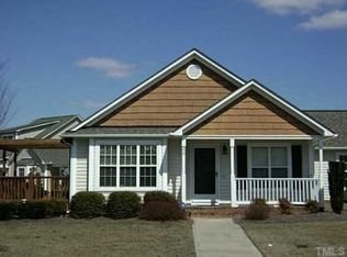 96 Fringe Tree Ln, Clayton, NC 27520