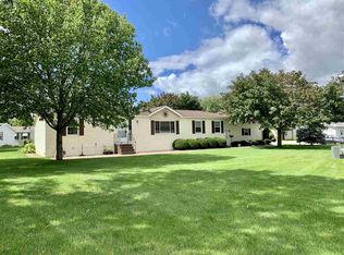 3704 E Wood Ln, Belvidere, IL 61008