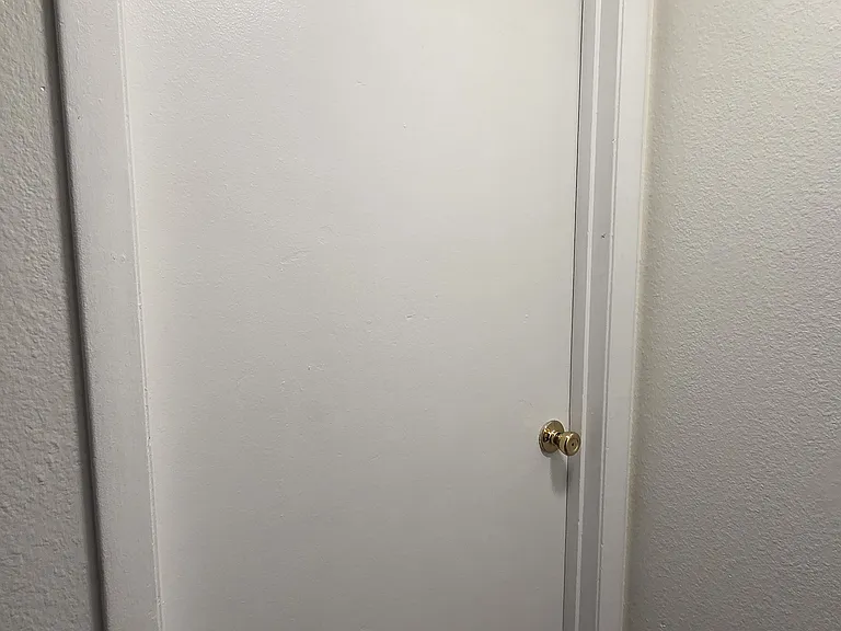 915 Ariana Apartment Community — Photo 24