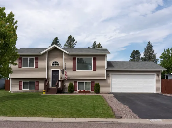16 Darlene Rd, Columbia Falls, MT 59912
