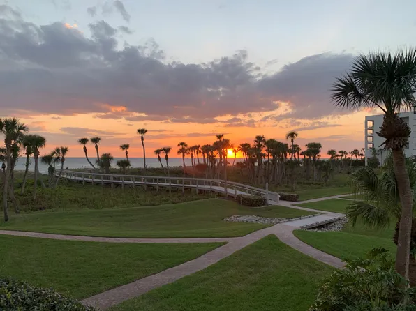 1425 Gulf Of Mexico Dr Unit 104D, Longboat Key, FL 34228