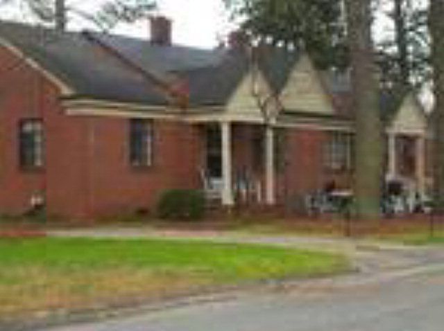 1st image of 215-217 S Pine Street