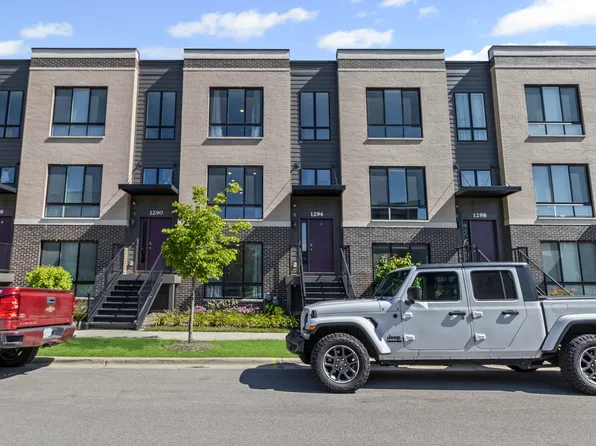 1294 Catalina Ct, Schaumburg, IL 60173