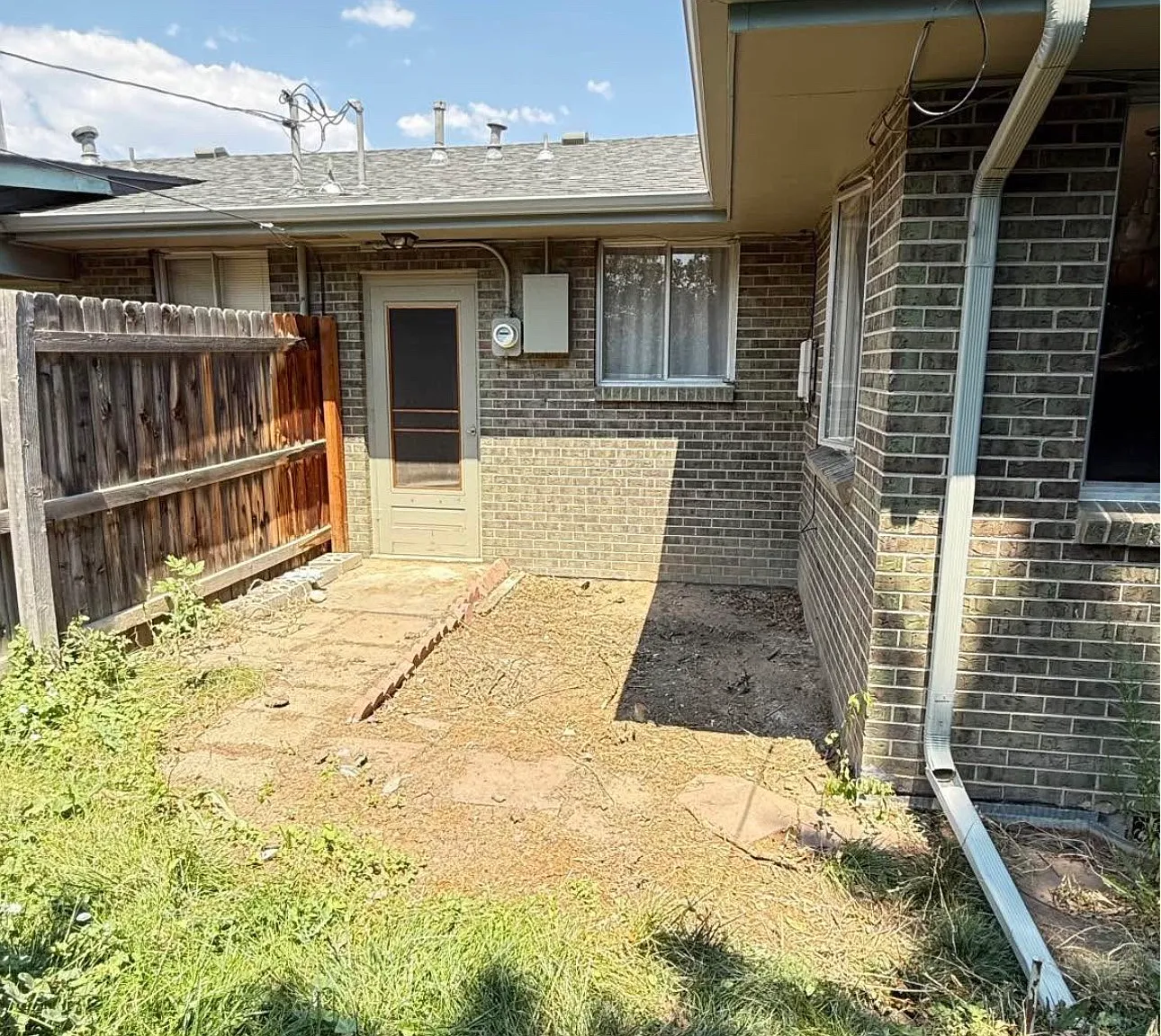 2 bed, 2000 sqft, $2,500 — Photo 3