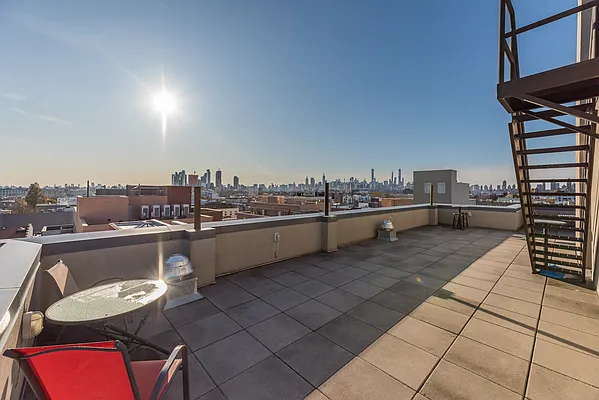 Rented by Modern Spaces | media 14