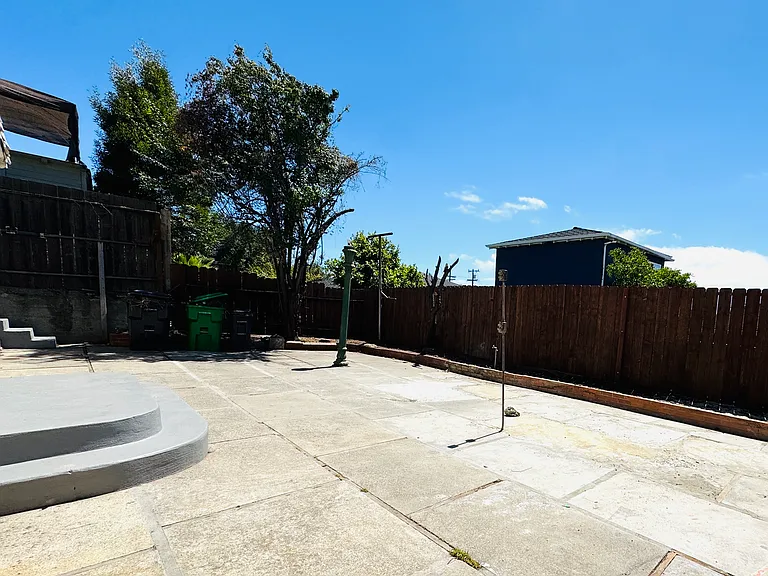 1630A 170th Ave — Photo 3