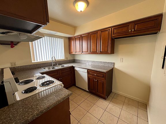 3rd image of 10410 Dale Ave #A