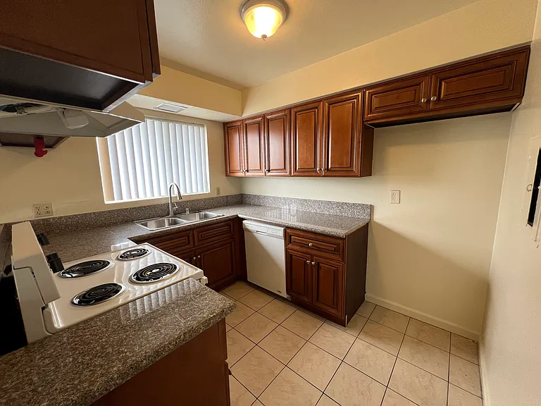 10410 Dale Ave #A — Photo 3