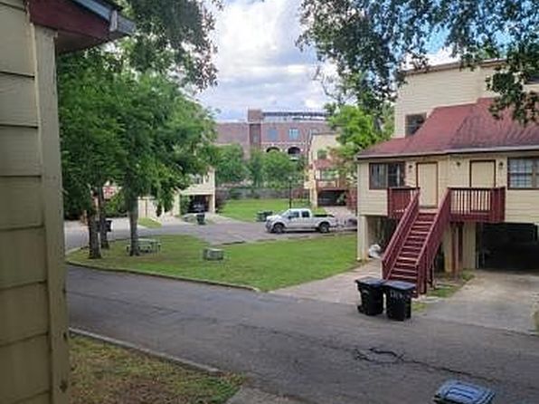 422 Indian Village Trl