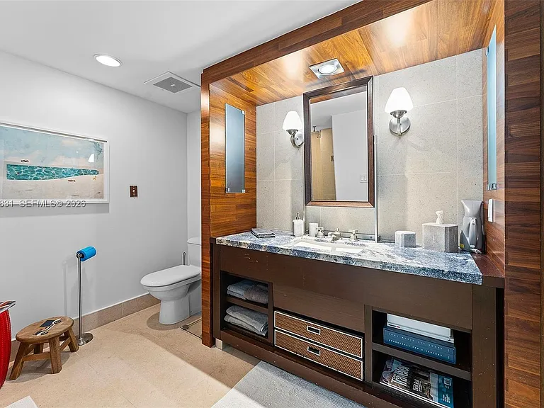 6801 Collins Ave — Photo 41
