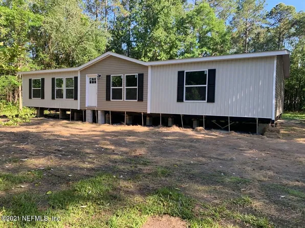33414 Woods Ln, Callahan, FL 32011