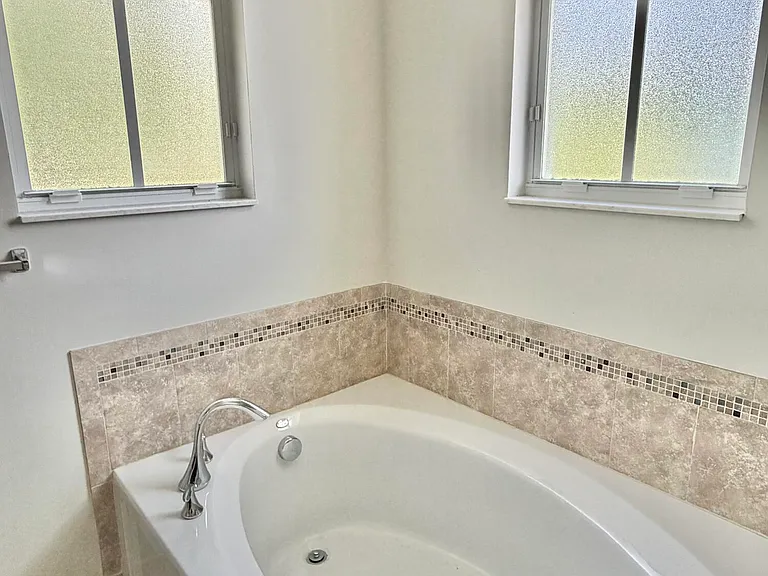 123 N K St #B — Photo 14