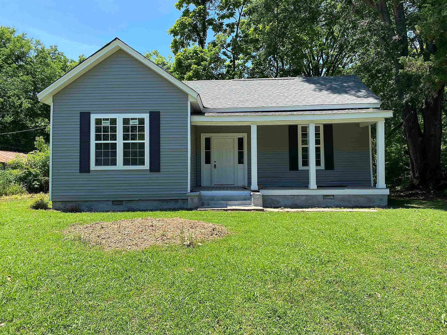 437 Water St, Bolivar, TN 38008 | Zillow