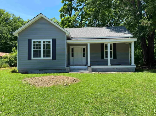 437 N Water St, Bolivar, TN 38008
