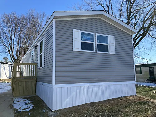 80 Legacy Dr Photo 1