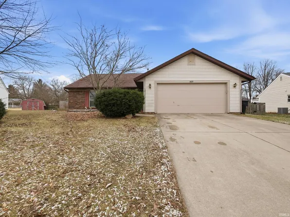 839 Liverpool Ct, Lafayette, IN 47909