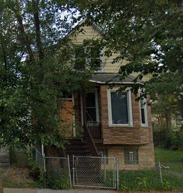 2nd image of 1275 W 74th St