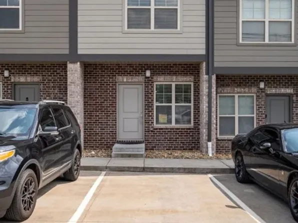 121 Bellvue Dr, Lebanon, TN 37090