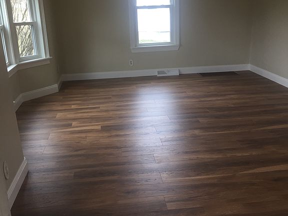 5th image of 4490 Nutwood Ave