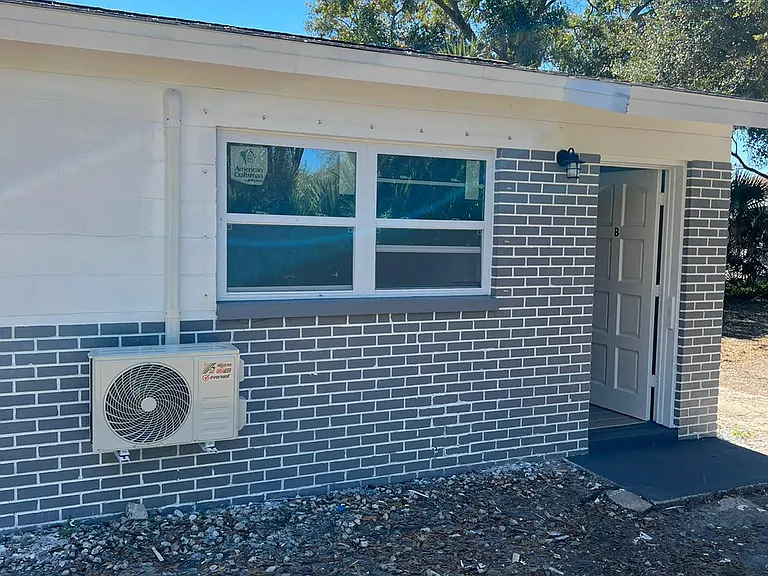4421 N Clark Ave #B — Photo 6