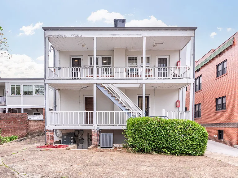 710 Forest Ave #1 — Photo 48