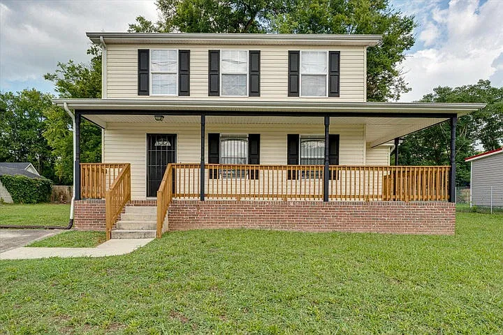 3 bed, 2.5 bath, 1442 sqft, $1,800 — Photo 1