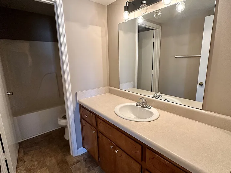 Two Bedroom Pet Friendly Apartment For Rent Near Post! — Photo 12