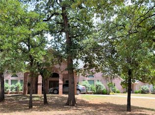 565 Indian Trl, Decatur, TX 76234