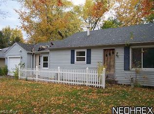 9860 Bryant Dr, Columbia Station, OH 44028