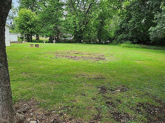 4th image of 11889 Spowart Rd