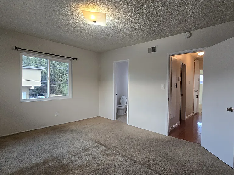 753 Southview Rd #E — Photo 8