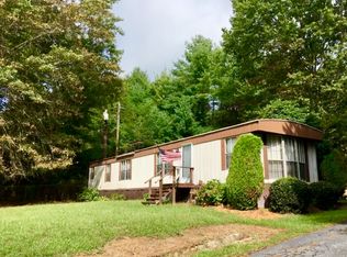 97 Essie Orr Cir, Hendersonville, NC 28792