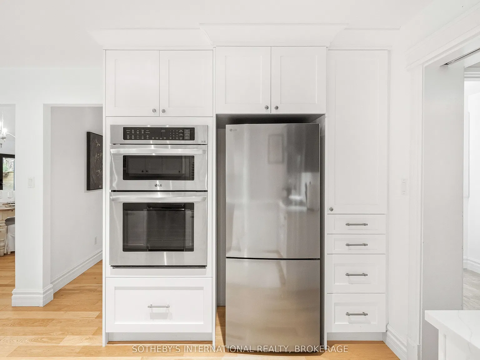 4 bed, $7,800 — Photo 4