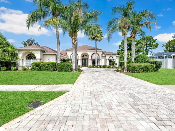 5011 Golf Club Ln, Spring Hill, FL 34609