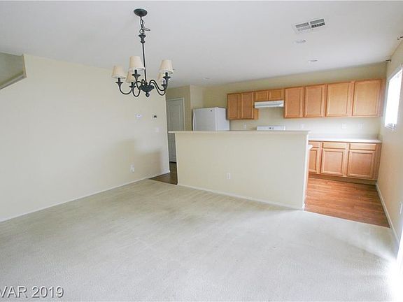 5th image of 10834 Monaco Beach Ave
