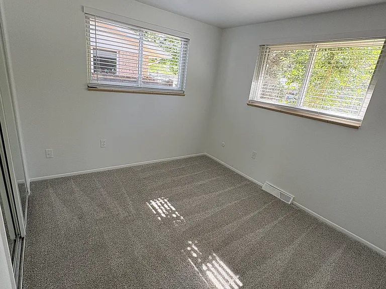 4832 Flower Ct — Photo 3