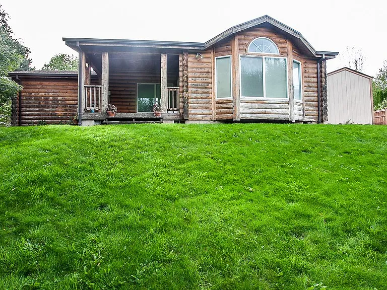 4040 Summitview Way — Photo 1