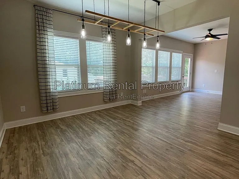 3215 Summerpoint Xing — Photo 30