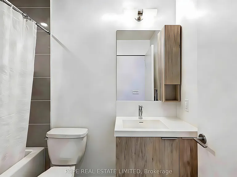 225 Sumach St #W1002 — Photo 11