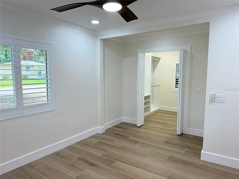301 S Seminole Ave — Photo 34